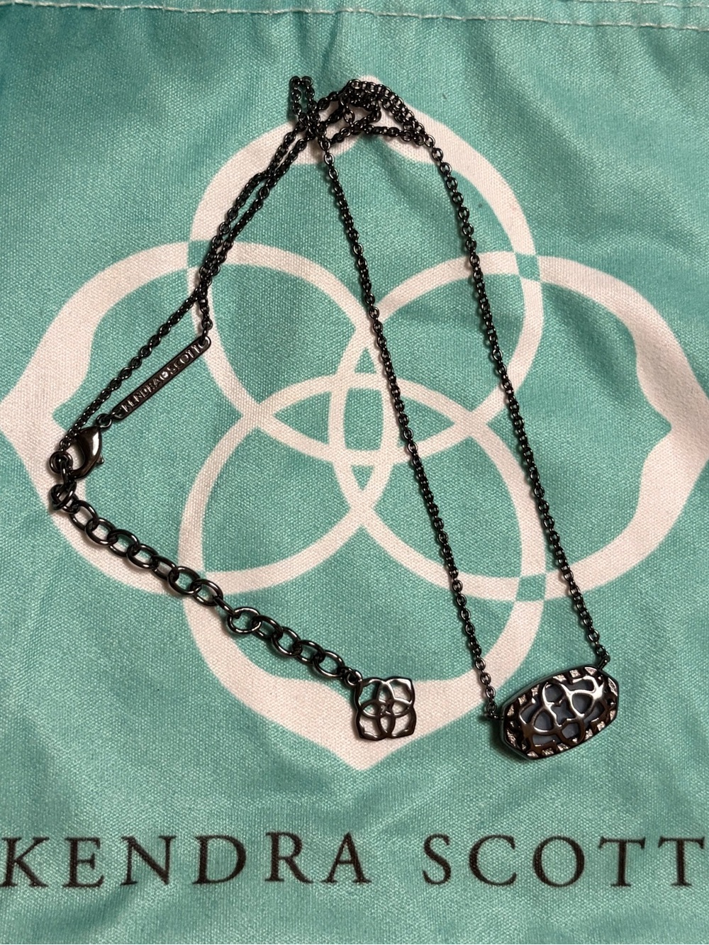 🖤Kendra Scott Black  Elisa Drusy - Picture 4 of 5